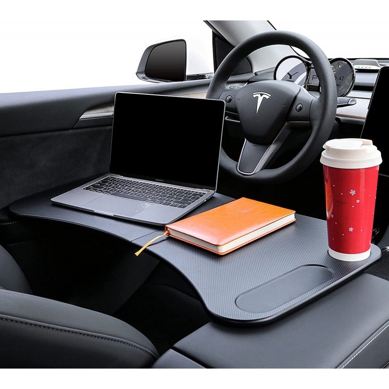 Tesla Model 3 työpöytä